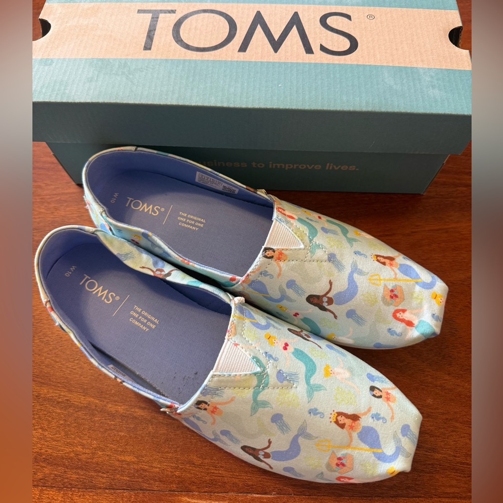 TOMS Colorful Mermaid Print Slip-Ons